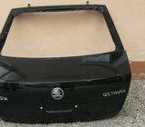 SKODA OCTAVIA 3 III 5E0 ZADNJA HAUBA