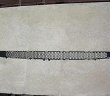 Ford Escort mrežica za prednji branik 50 kn