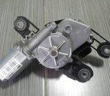 VW GOLF 7 MOTORIC STRAZNJEG BRISACA 5Q0955711