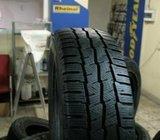 Gume Michelin 215/65r16c