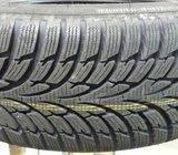 Gume Nokian 205/60/16 zimska 2 kom