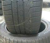 Gume Pirelli 255/40/18 zimska, 2 kom