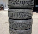 Gume Semperit 225/55/17 zimska 4 kom. grip speed xl