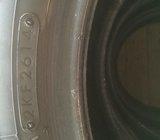 Gume Toyo 185/60/15 zimska 4 kom