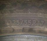 Gume Toyo 225/55/17 cjelogodišnja, 2 kom