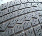 Gume Toyo 235/60 R18 zimska 2 kom