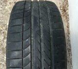225/40/18 Good Year F1 Asymmetric 92Y