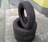 Gume zimske 2 Sava/2 goodyear 165/65/15 4 kom