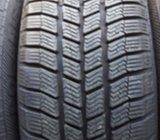 Zimske gume Barum 205/65/15 vrlo malo korištene cca2000km gotovo nove