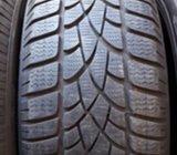 Zimske gume Dunlop 205/60/16 vrlo malo korištene kao nove