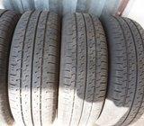 ljetne gume 185/65/15 pirelli 4 kom