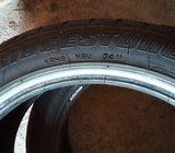 Gume zimske rabljene Bridgestone 225/45/17, 2komada odlične