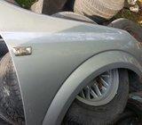 Astra h blatobran desni original odlicno stanje