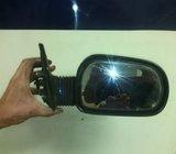 Daihatsu applause desni retrovizor