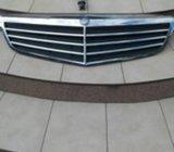 Mercedes c klasa w 204 maska i znak