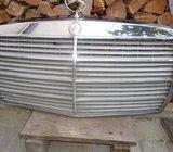 Mercedes W123 (76-84g) chrom maska