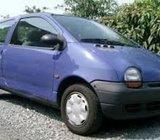 Twingo 1998-2001 ukrasni poklopac motora