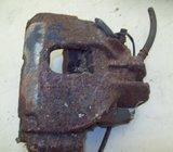 Rover 75 [01-] 2.0 CDTi Kočiona čeljust prednja D GBC90198