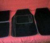 Platneni tepisi za auto- univerzalni