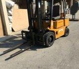 VILIČAR YALE nosivost 2500kg, 1990 god