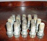 Audi A4 set šarafa za felge