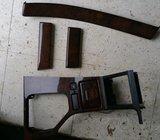 BMW SERIJA 5 E39, SREDIŠNJA DRVENA KONZOLA OKO MJENJAČA