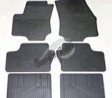 GUMENI TEPIH - ORIGINAL SET - OPEL ZAFIRA (2005-2010) - NOVO!!!