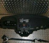 RENAULT MEGANE 3 ZRAČNI JASTUCI ,ARMATURA I POJASEVI(AIR BAG)