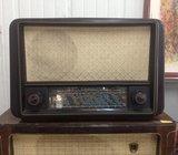Vintage radio Grunding