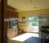 KOMFORNI 2S+DB NA POBRIMA, VELIKI BALKON (prodaja)