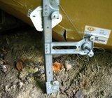 DACIA LOGAN 2007, PODIZAČ STAKLA PREDNJI DESNI RUČNI