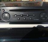 RENAULT MEGANE CLIO LAGUNA ESPACE RADIO CD ORIGINAL