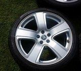Alu felge 19' rupe 5x108, 4 kom. Jaguar Ford Volvo Land Rover
