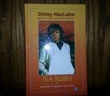 SHIRLEY MACLAINE NA RUBU PUTOVANJE U KRALJEVSTVO UMA I DUH