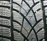 Gume Dunlop 255/40/18 zimska 2 kom