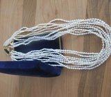 OGRLICA OD RIJEČNIH BISERA