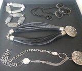 Ručno rađene ogrlice i narukvice