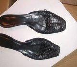 ŽENSKE KOŽNE NATIKAČE