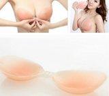 Silikonski samostojeći grudnjak