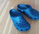 Crocs natikace br 40