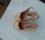 Prekrasne žute sandale br. 37 Casadei