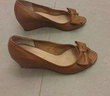 SMEDE bez krem khaki sandale platforme POVOLJNOOO!!!