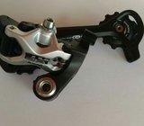 Zadnji mjenjač Shimano Deore XT M771