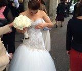 Prodajem bijelu vjencanicu