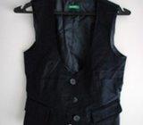 Benetton tamnoplavi prsluk vel 36