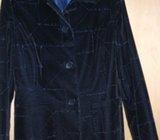 Tamno plavi ženski kostim, pliš, vel. 38