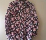 Košulju sa cvijećem br. 38, prodajem, cijena 45,00 kn