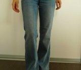Sniženo!!! Levis boot cut demi curve classic rise