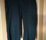 MANGO CAPRI HLACE CRNE BOJE!